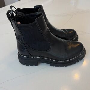 Sam & Libby Black Leather Chelsea Ankle Boots